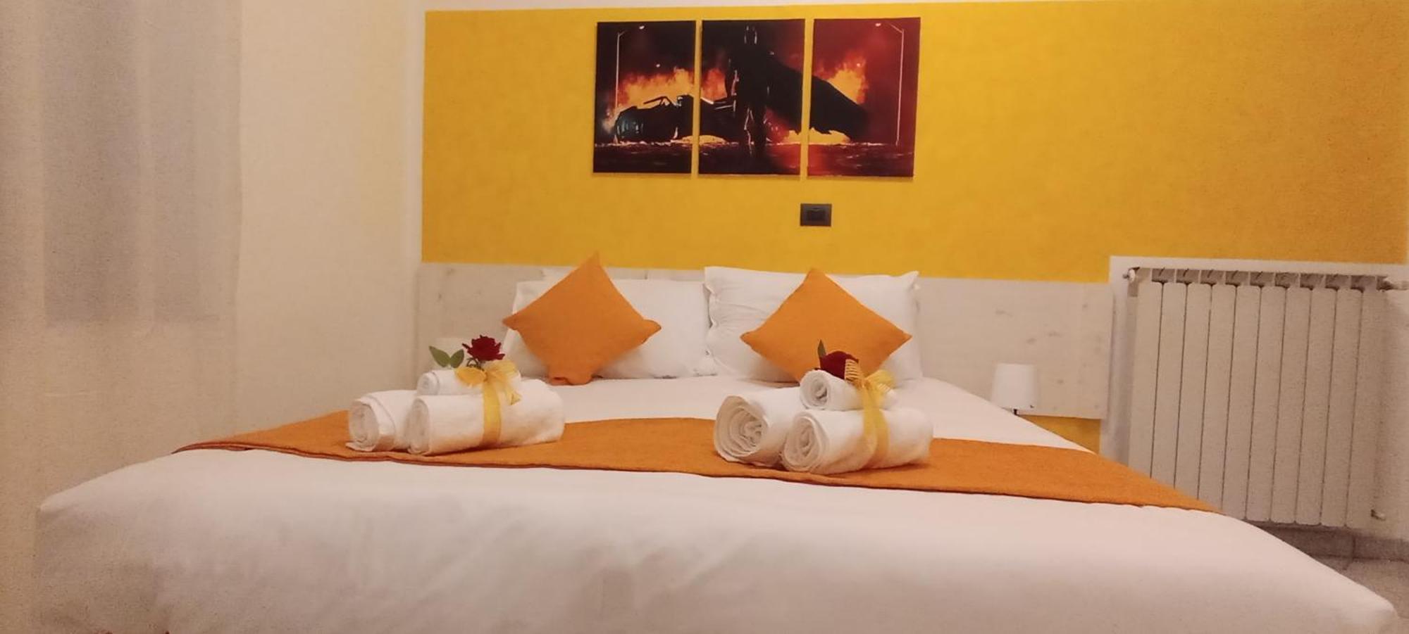 Bed and Breakfast G&G Giusy E Gabry Santhià Esterno foto