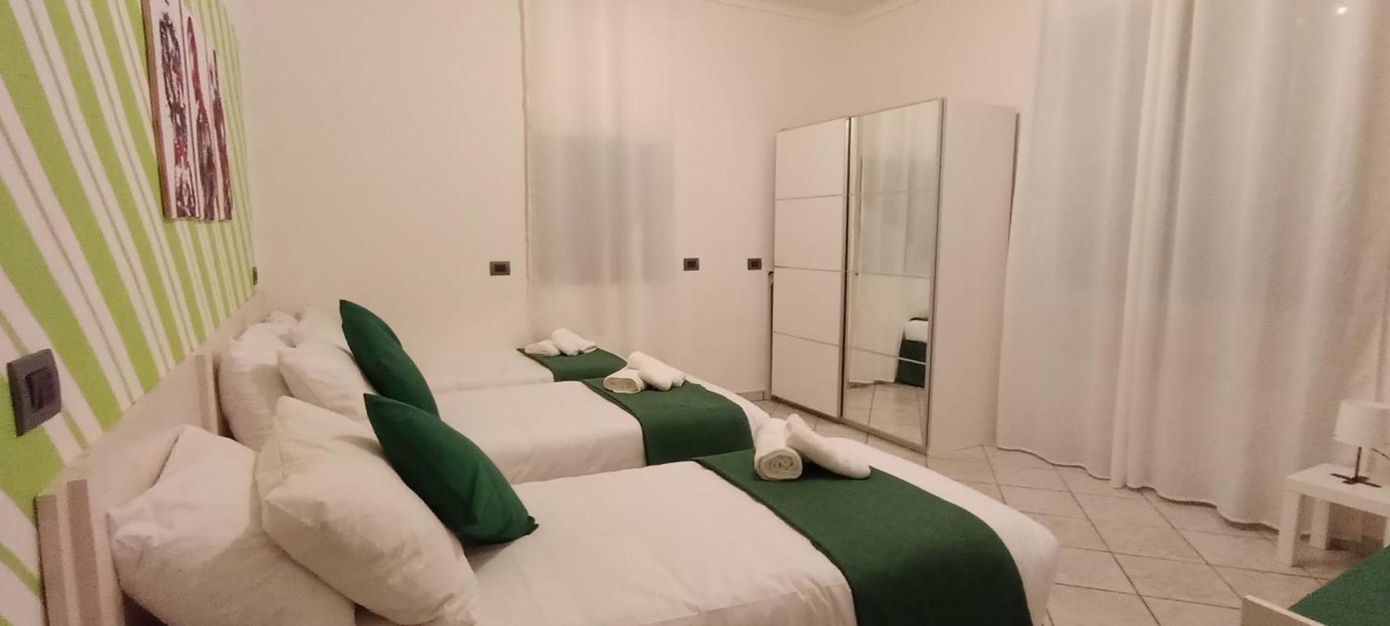 Bed and Breakfast G&G Giusy E Gabry Santhià Esterno foto