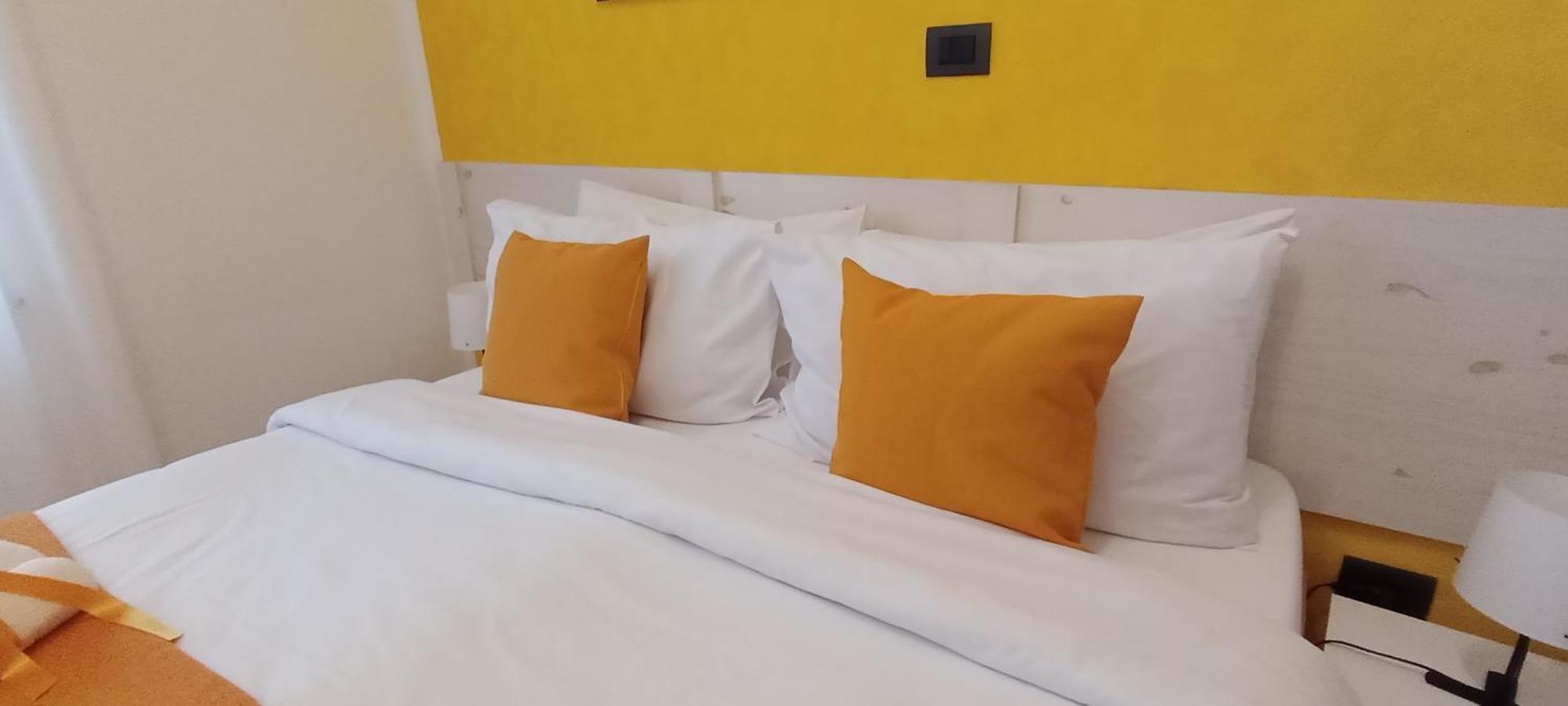 Bed and Breakfast G&G Giusy E Gabry Santhià Esterno foto
